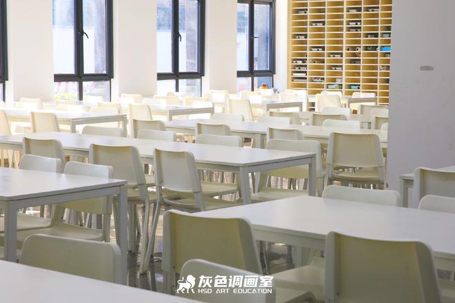 JN江南·体育网页版靠谱的中考美术培训机构有哪些聊聊老牌美术黉舍的培训课程